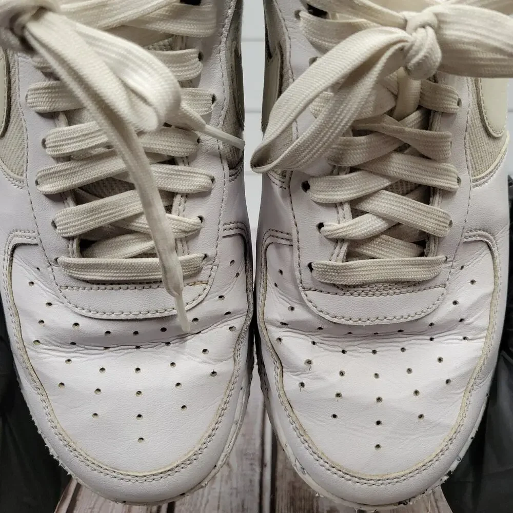 Nike White Cream Low-Top Athletic Sneakers